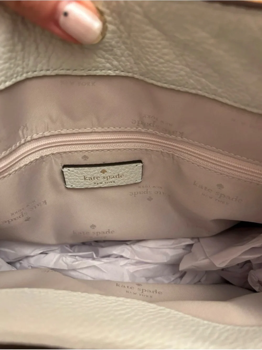 BNWT kate spade Pebbled Leather Shoulder Hobo Bag